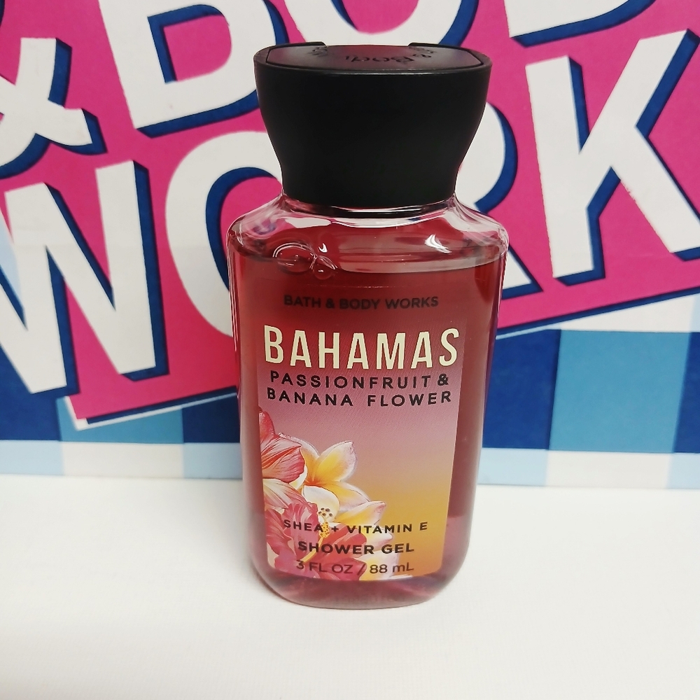 Bath and Body Works Passionfruit and Banana Flower Travel Size Shower Gel 3fl oz